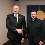Əliyev Zelenski ilə görüşdü