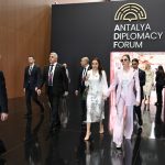 Mehriban Əliyeva Antalyada panel iclasında iştirak etdi