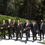 Zimbabve Respublikası Milli Assambleyasının sədri Fəxri xiyabanı və Zəfər parkını ziyarət edib